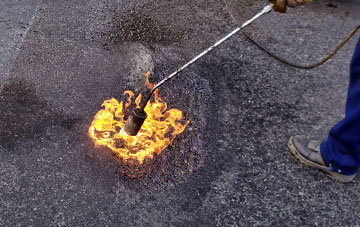 Bathley flat roofing repairs